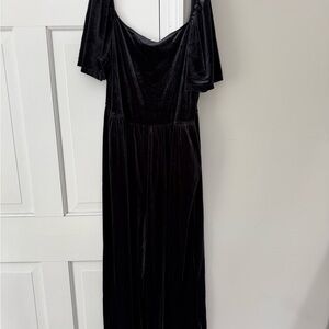 NWOT Old Navy black velvet extra large jumper